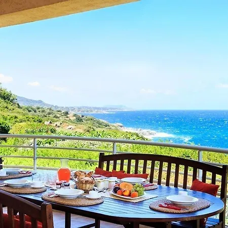 Villa Avec Vue Panoramique Et Piscine Privee A Corbara